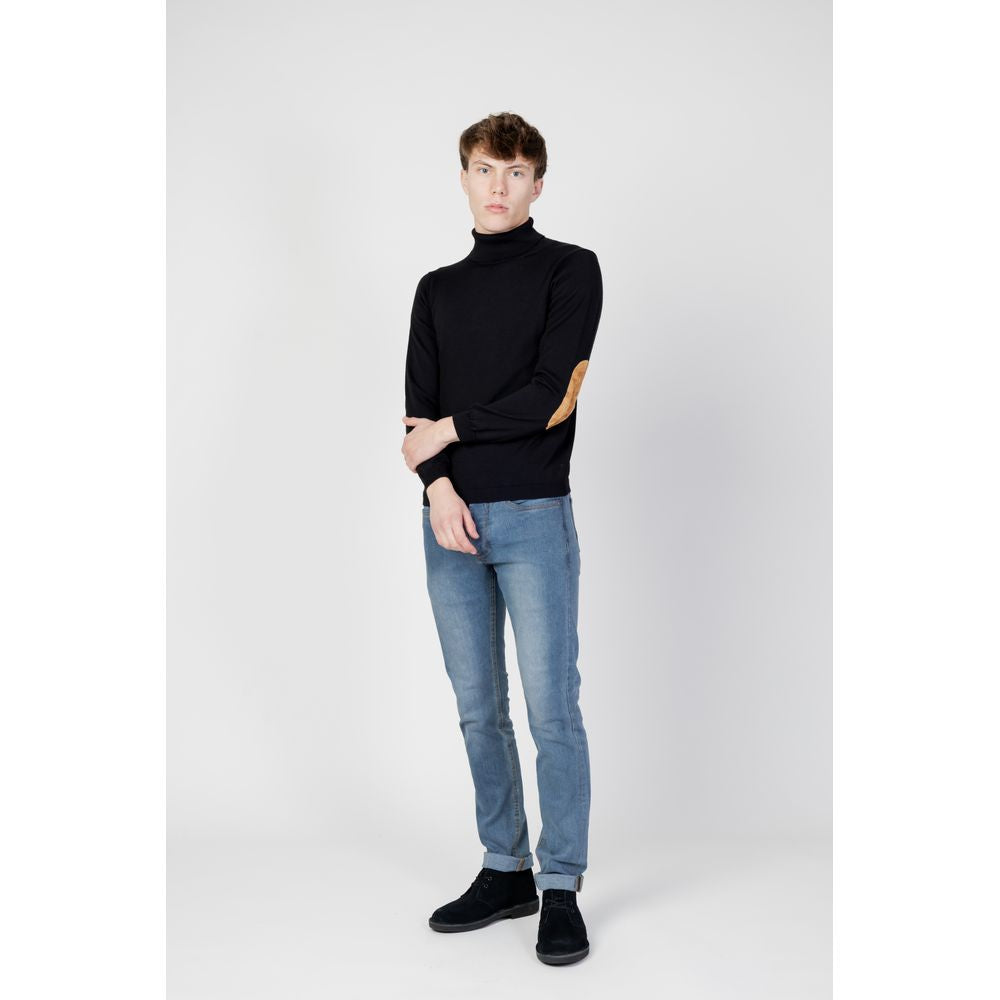 Alviero Martini Prima Classe Black Viscose Turtleneck