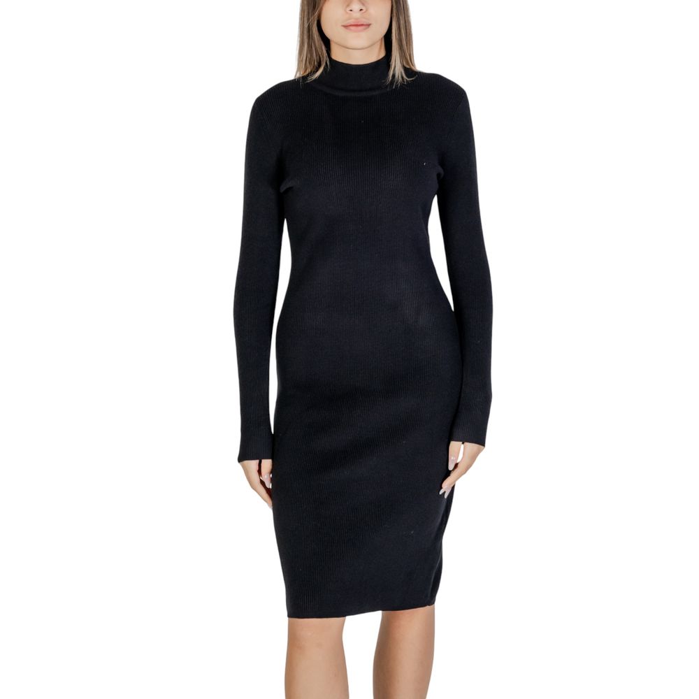 Cleré Black Viscose Midi Dress