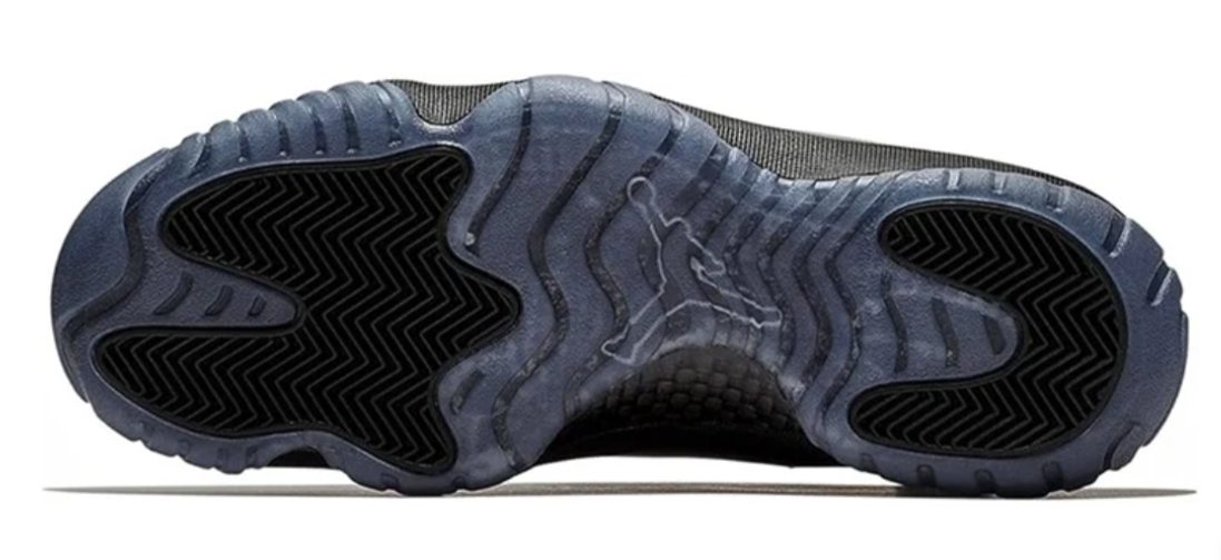 Air Jordan 11 Retro 2018 Prom Night Cap and Gown
